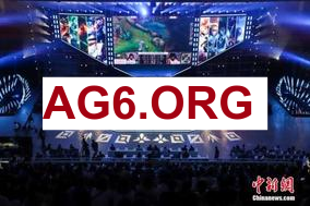 乌兹看Gala贴脸Q空被虐：这能空？Viper没走位空间！